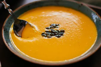 Curried pumpkin soup